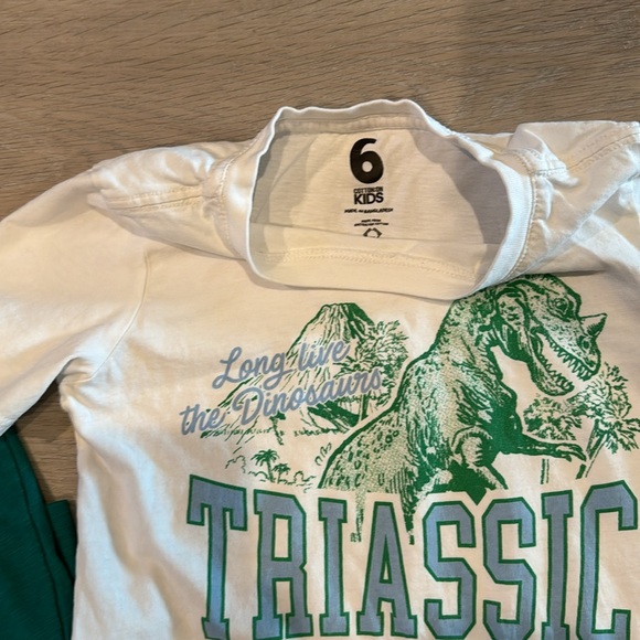 **Girls Size 6 SUMMER SET** - Picture 2 of 5